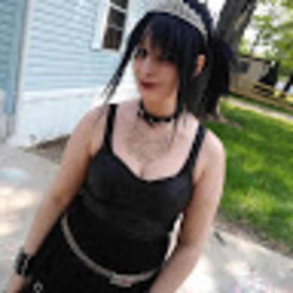 Meet your Posher, Nikki